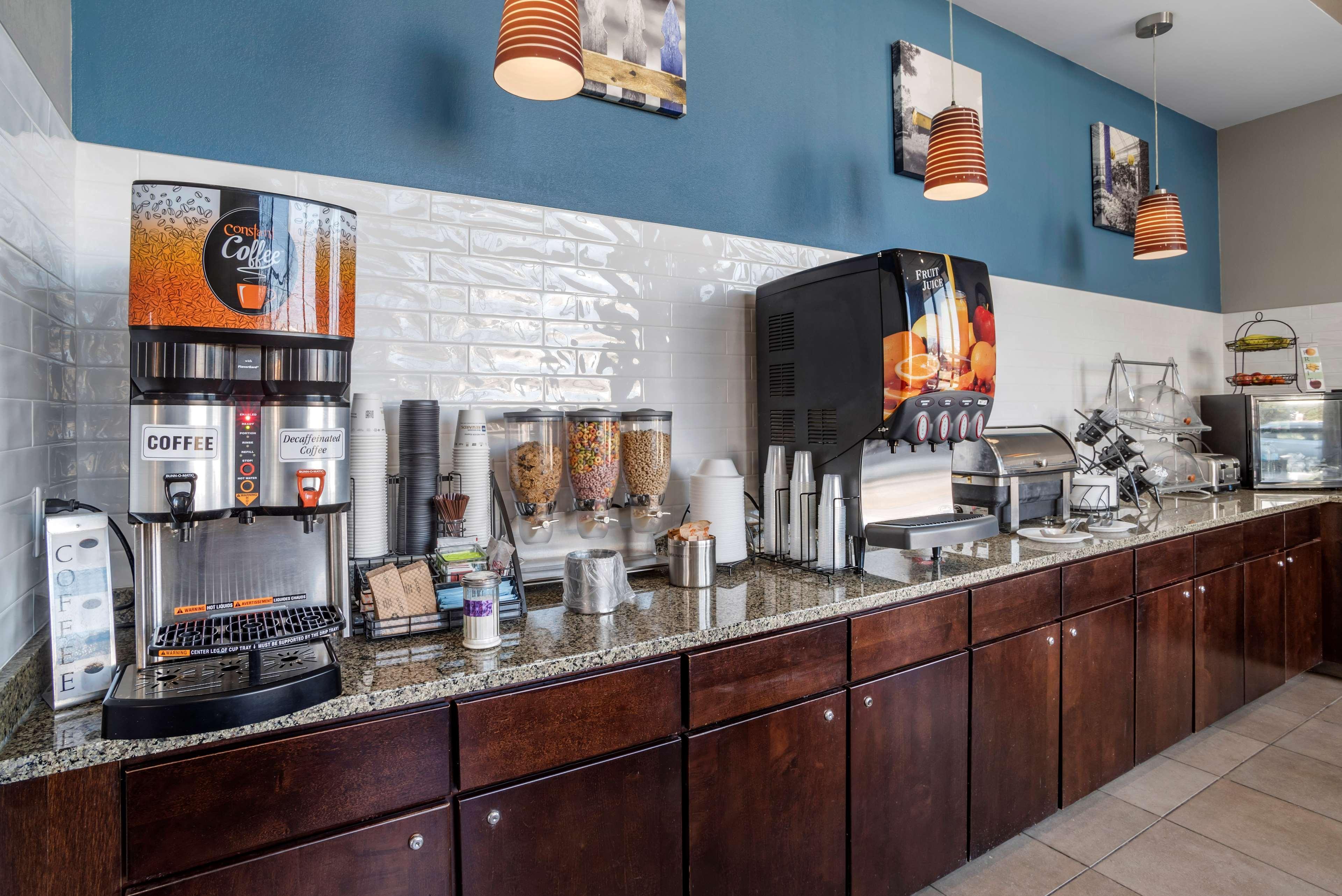 צ'סטר Best Western Plus Philadelphia Airport South - At Widener University מראה חיצוני תמונה